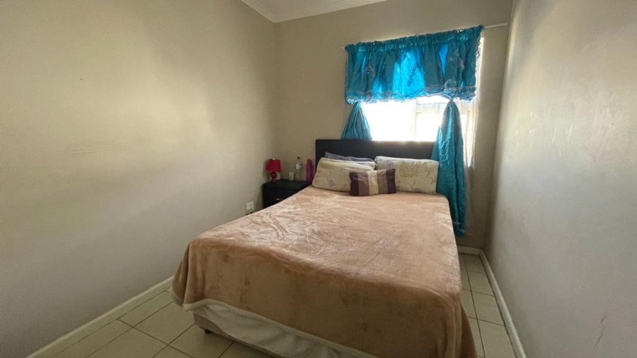 1 Bedroom Property for Sale in Maitland Western Cape